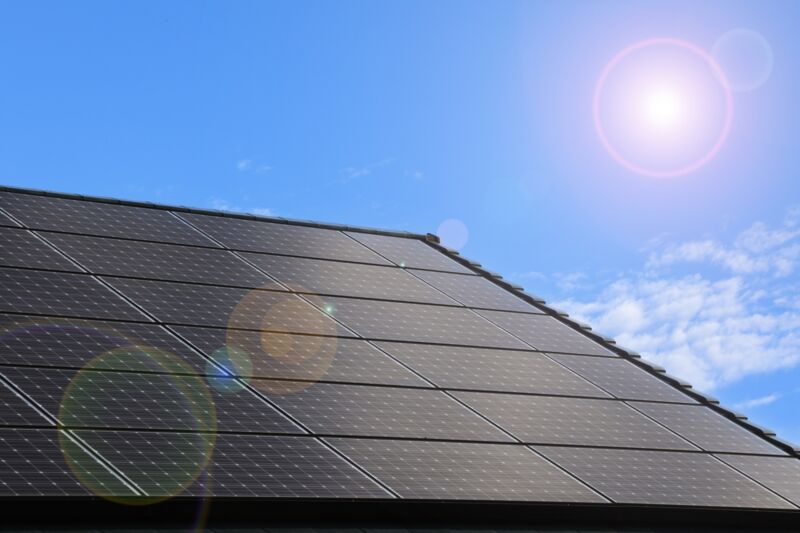 根本的な解決につながる「太陽光発電・蓄電池」